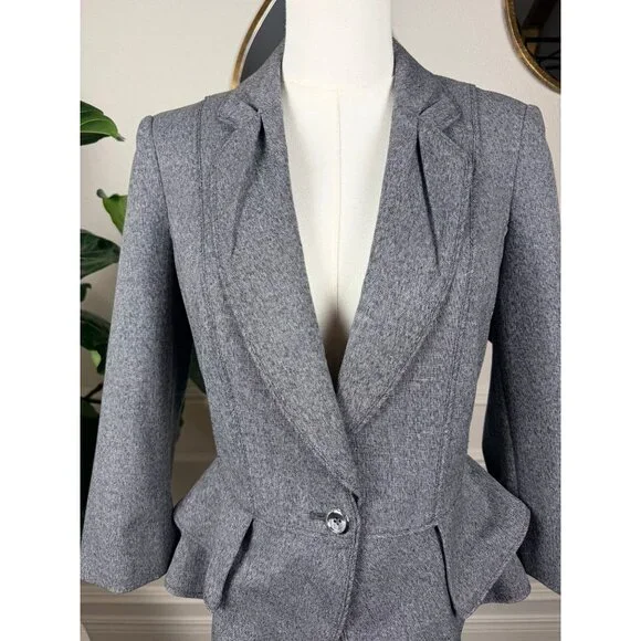 Soft Corporate Chic | WHBM Peplum Waist Blazer | Law Student Core Jacket | 6 - Picture 9 of 15